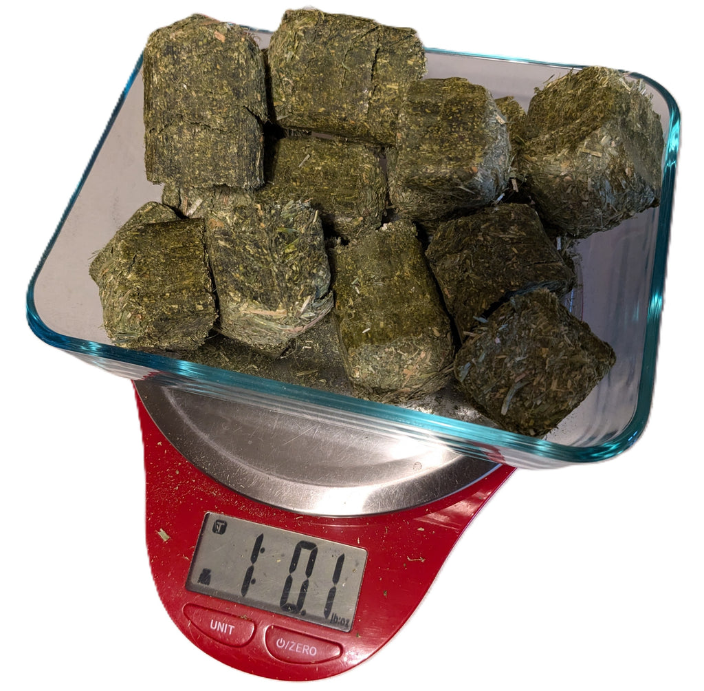 1 lb alfalfa cubes.jpg